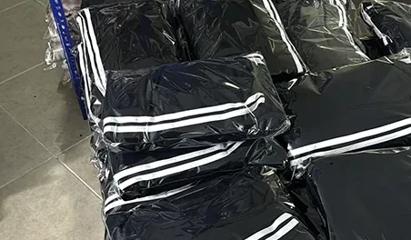 Productie, import China si distributie articole de imbracaminte si incaltaminte